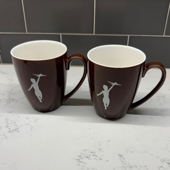 storyville Other - Chic Brown Mugs with Artistic Silhouette